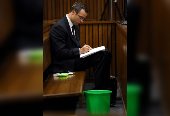 Pistorius vuelve a vomitar durante su juicio en Sudáfrica