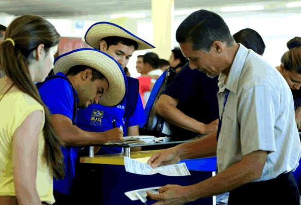 Cientos de hondureños se marchan a Brasil para apoyar a la Selección
