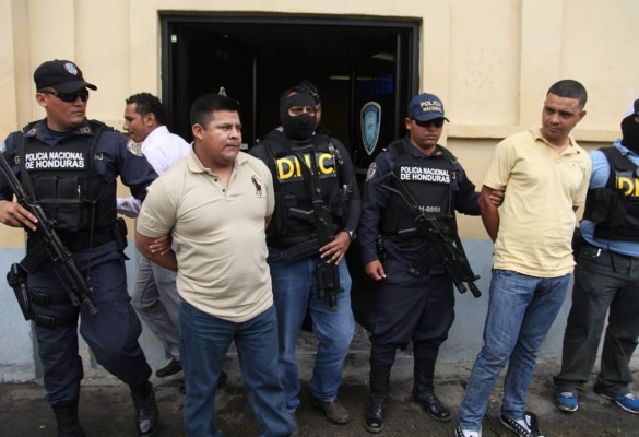 Envían al penal a policía vinculado a crimen de Mario Verdial