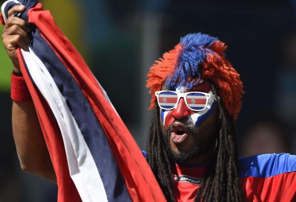 Costa Rica, líder del Grupo de la Muerte con empate ante Inglaterra