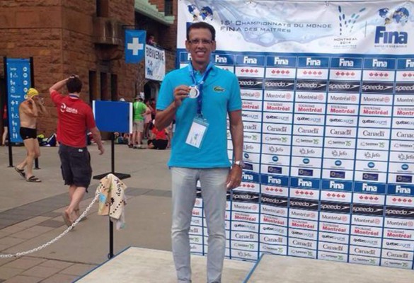 Hondureño Rodolfo Torres sobresale en Mundial Máster de natación
