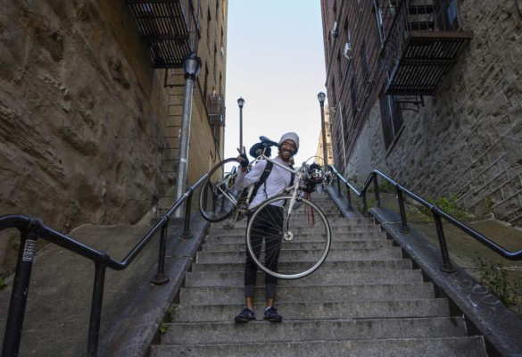 'Joker' atrae a turistas indeseados a las escaleras del Bronx
