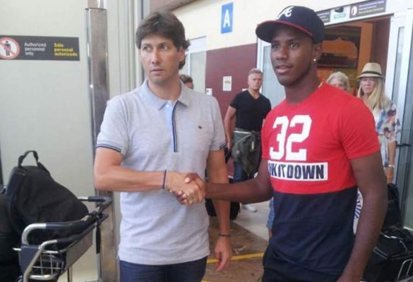 Juan Carlos García en su llegada a Tenerife: 'Me voy a sentir como en casa”