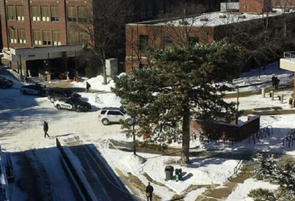 Un detenido tras tiroteo en un campus universitario en Indiana