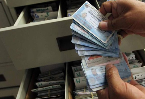 Presentan iniciativa para no pagar por reposición de licencias de conducir