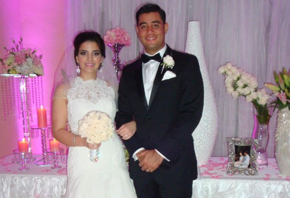 Stephanie Lama y Marco Cerrato celebraron su enlace