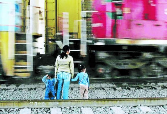 Francisco pide proteger y acoger a menores migrantes centroamericanos