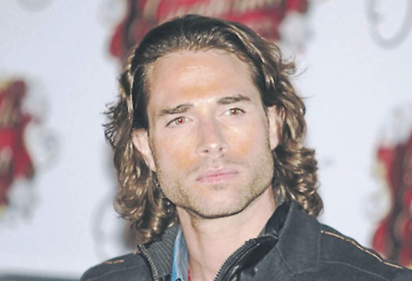 Paparazi demanda a Sebastián Rulli