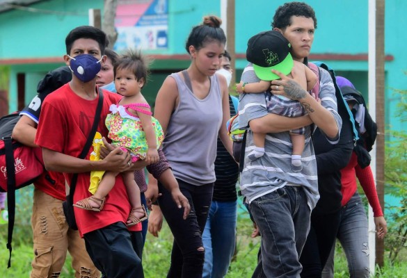 Caravana de migrantes hondureños se disuelve antes de llegar a Guatemala