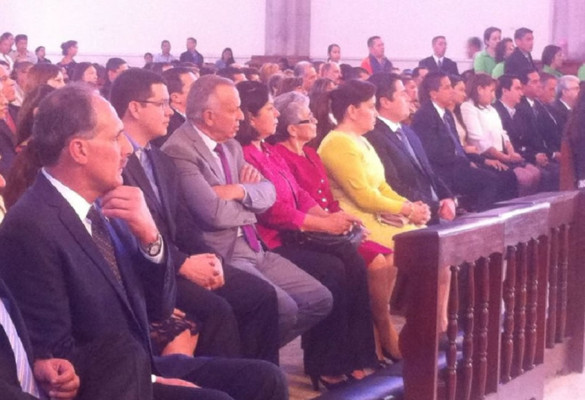 Iglesia Católica exhorta a los nuevos gobernantes para la 'unidad como nación'