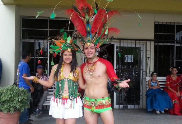 Puerto Cortés se alista para desfile de carrozas por Feria Agostina