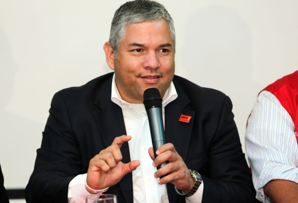 Reina: acusaciones de Juan Orlando Hernández son peligrosas