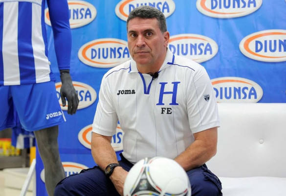 Suárez recibe oferta para seguir dirigiendo a Honduras tras Brasil 2014