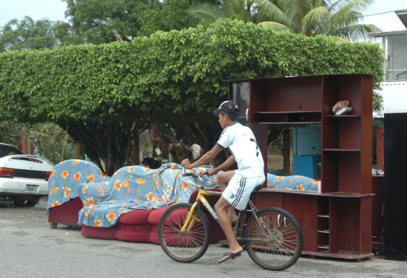 Un muerto por lluvias; amplían alerta roja en Atlántida y Colón