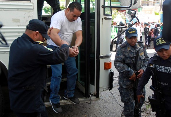 Presentan 21 testigos en caso del alcalde de Sulaco