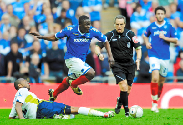 Tottenham fuera de la FA Cup por culpa del árbitro