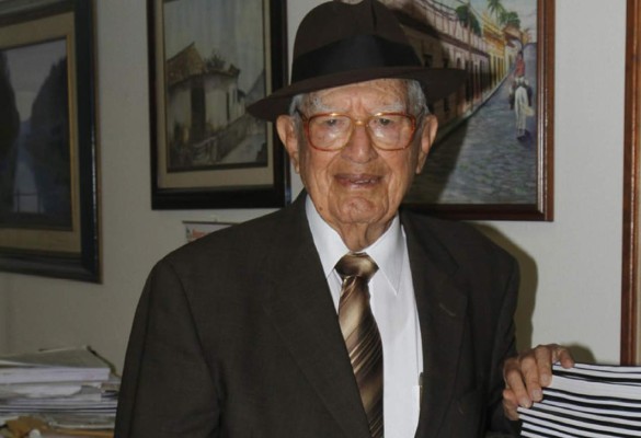 Honor al banquero hondureño Jorge Bueso Arias