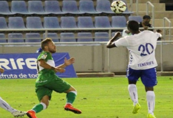 Tenerife hizo debutar al hondureño Juan Carlos García