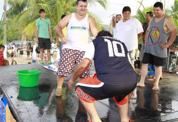 Eligen en Honduras al Mr. 'Panza Mojada'