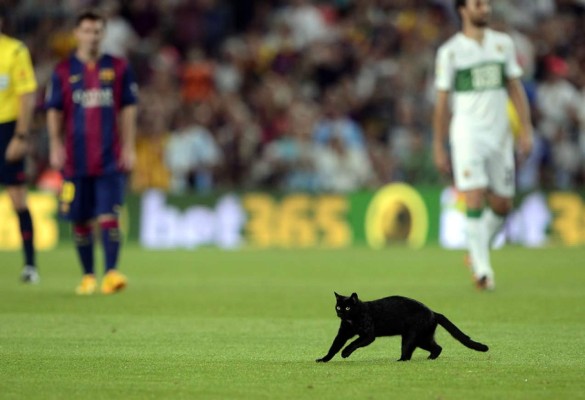 El viejo Messi lidera al nuevo Barcelona en el debut de la Liga