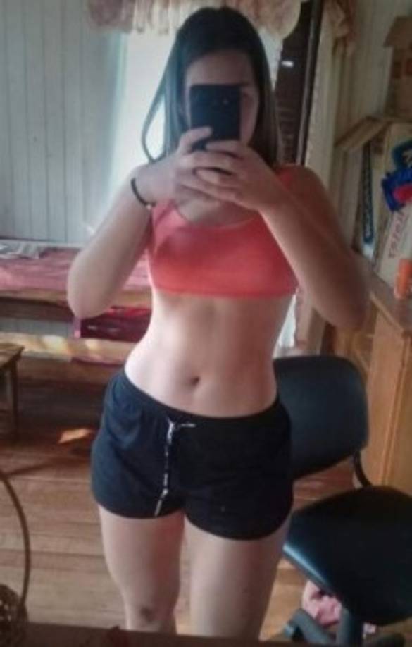 El aparato estaba instalado sobre una falsa columna en la que existe una rejilla por la que ingresa aire caliente en vez de ventilación.