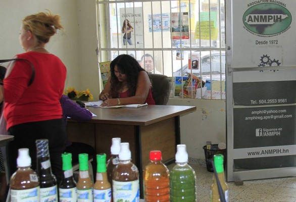 Más de 500 negocios están en riesgo de quiebra por la nueva facturación