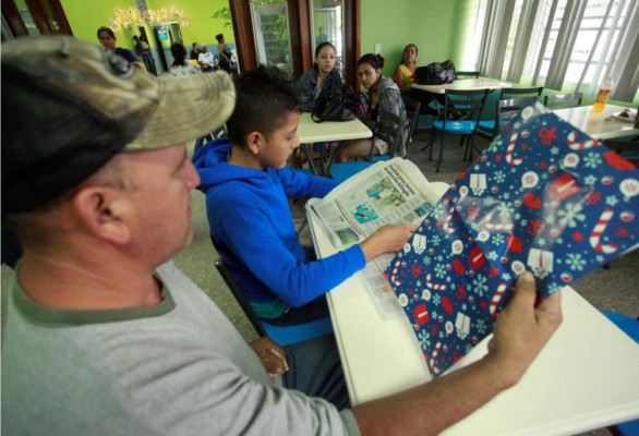 Colección navideña de Pepsi en diario LA PRENSA