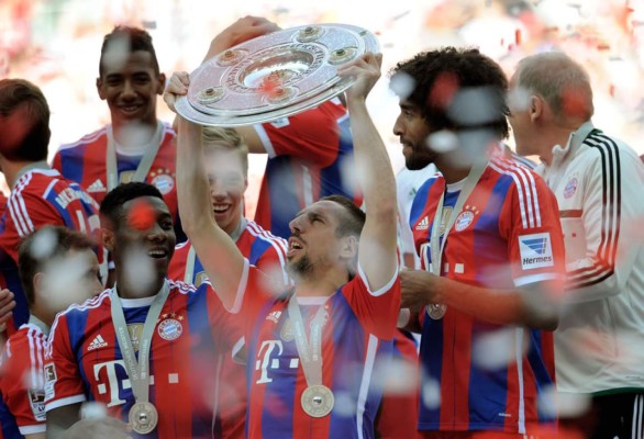 El Bayern celebra la Bundesliga con un triunfo sobre Stuttgart