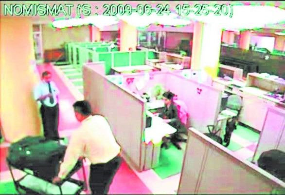 Denuncia de cheques del IHSS movió olla de corrupción