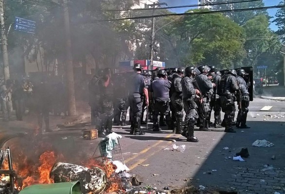 Protestan en Sao Paulo y Río de Janeiro en el día inaugural del Mundial