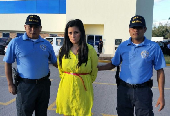 Cae supuesta estafadora que ofrecía visas hasta por 4 mil dólares