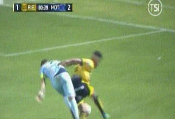 ¡Polémica! El penal que no le pitaron al Real España ante Motagua