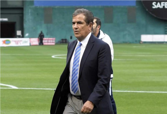 Jorge Luis Pinto: 'Ahora vamos a muerte, a entregar todo ante México'