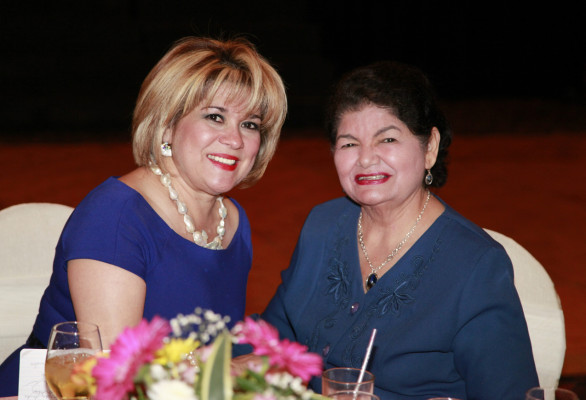 Club Internacional de Mujeres honra a su Mujer del Año IWC