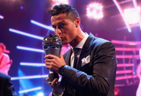 Cristiano Ronaldo se lleva nuevamente el premio The Best