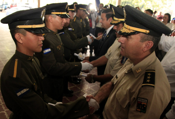 Se gradúan del Liceo Militar 19 subtenientes de reserva