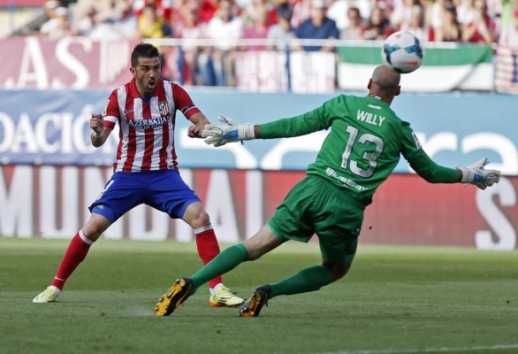 El Atlético desaprovecha una ocasión de oro para ganar la Liga