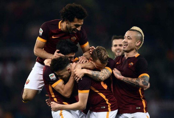 La Roma golea a la Fiorentina antes de medirse al Real Madrid