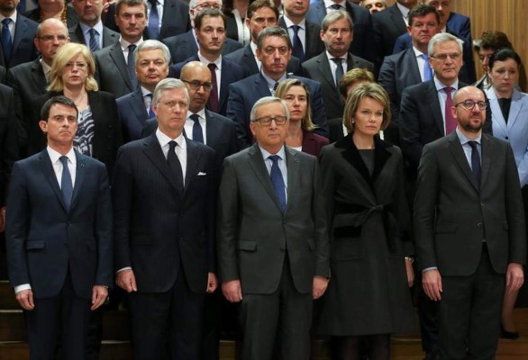 Bélgica y la UE guardan un minuto de silencio por los atentados de Bruselas