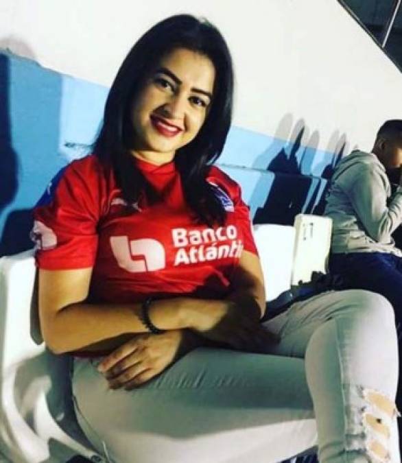 Keydi Valladares es la linda esposa de Germán Mejía, jugador del Olimpia.