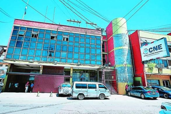 CNE paga L55 millones al Partido Nacional y a Libre L45 millones
