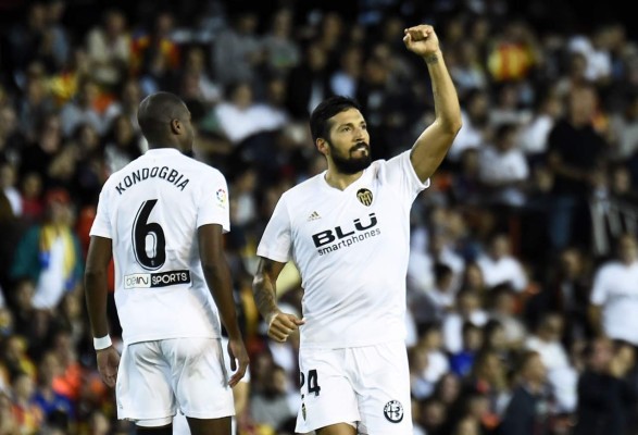 Barcelona sigue sin ganar en la Liga Española: empató con el Valencia