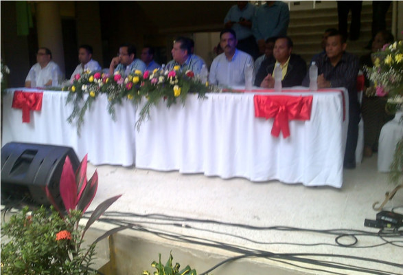 Miles de limeños presenciaron toma de posesión de nuevas autoridades  