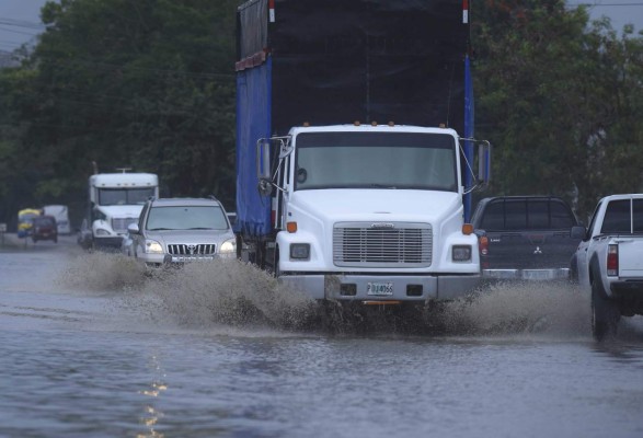 Cierre de los vados durante las lluvias evita pérdidas humanas