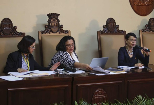 Con 65% se podrán aprobar las clases en la Unah