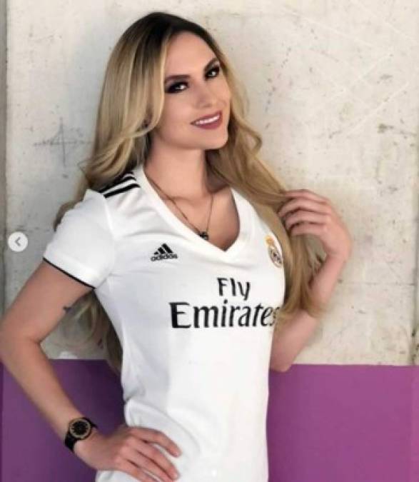 Miroslava Montemayor, en el fútbol internacional, es seguidora del Real Madrid.