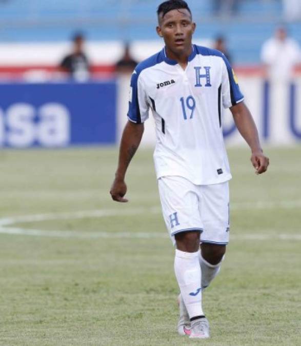 Luis Garrido: Debido a sus grandes actuaciones con el Alajuelense, sería uno de los mediocampistas de contención en el debut de Coito con Honduras el próximo 26 de marzo ante Ecuador.