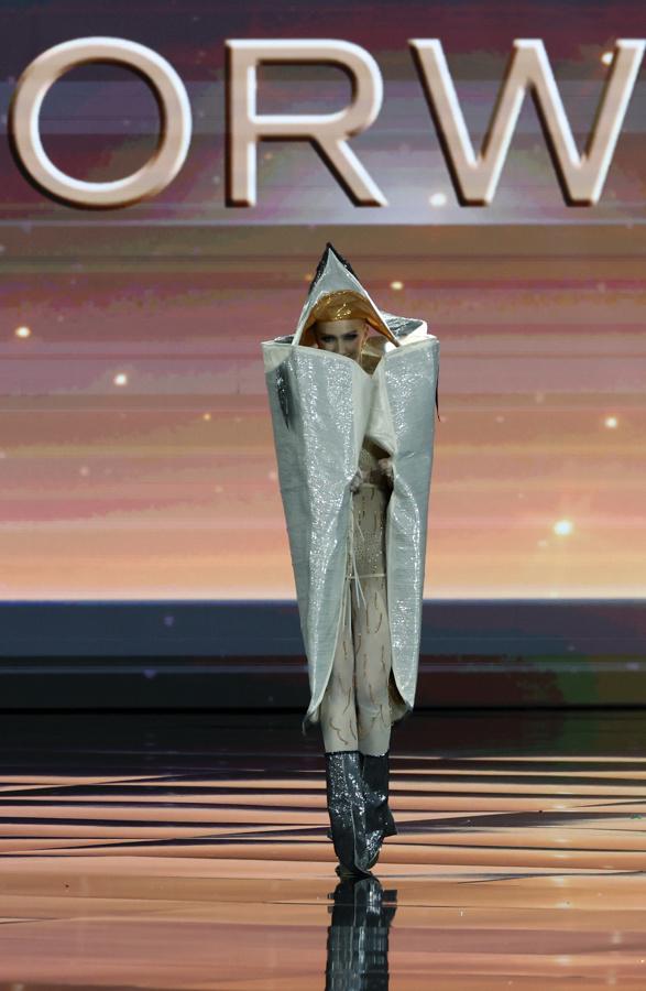Los trajes nacionales raros y virales del Miss Universo 2025