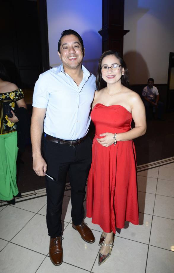 Emerson Salandía y Suanny García.