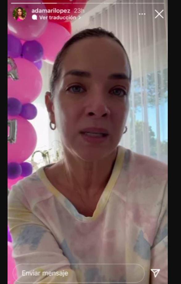 “Pensaba que iba a salir limpia de todo esto, pero con la novedad de que he salido positiva a Covid-19. Había estado sintiéndome un poco enferma, yo creía que era un catarro, empecé a sentirme con mucho dolor de garganta, en el cuerpo, de cabeza, creo que tuve fiebre. Había dejado de ir al trabajo unos días por lo mal que me sentía”, explicó Adamari en un video en sus redes sociales.